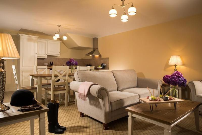 The Lodges At Kilkea Castle Room photo